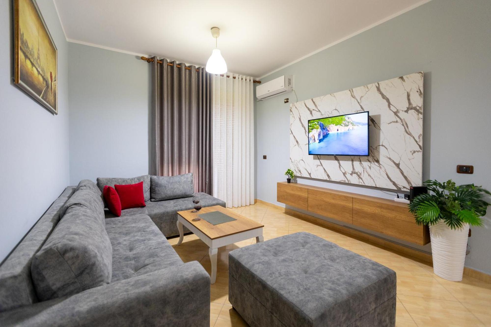 Da Vinci Apartment Vlorë Екстериор снимка