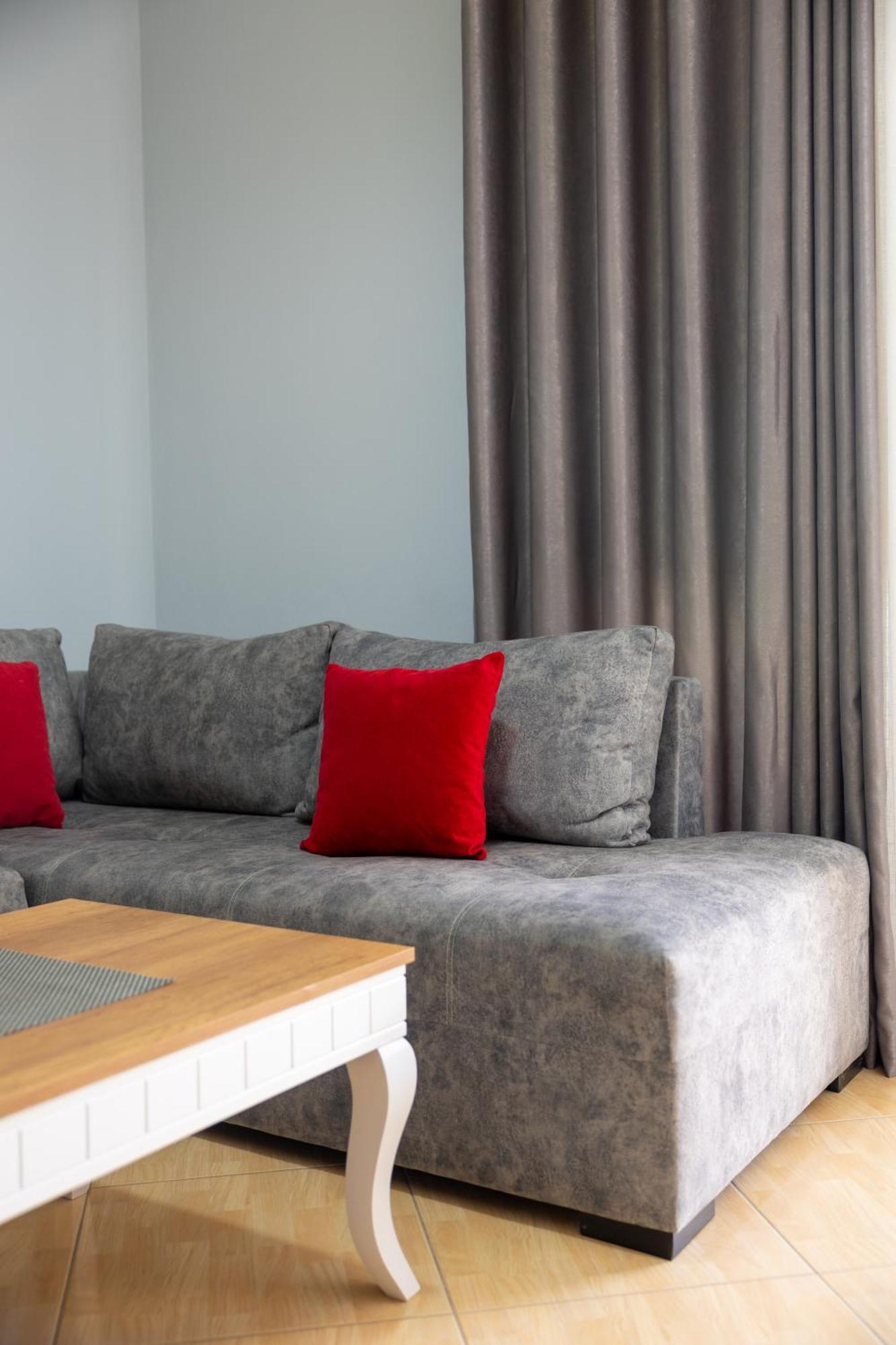 Da Vinci Apartment Vlorë Екстериор снимка