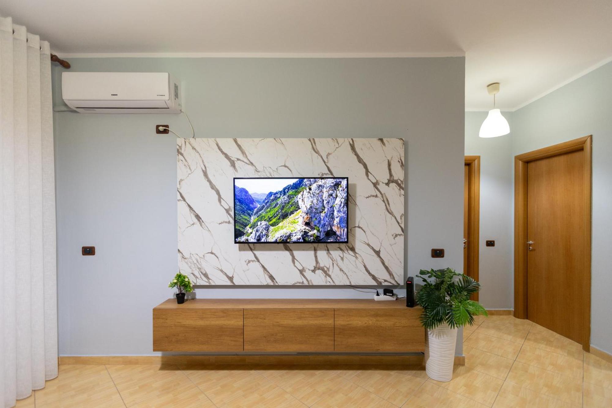 Da Vinci Apartment Vlorë Екстериор снимка