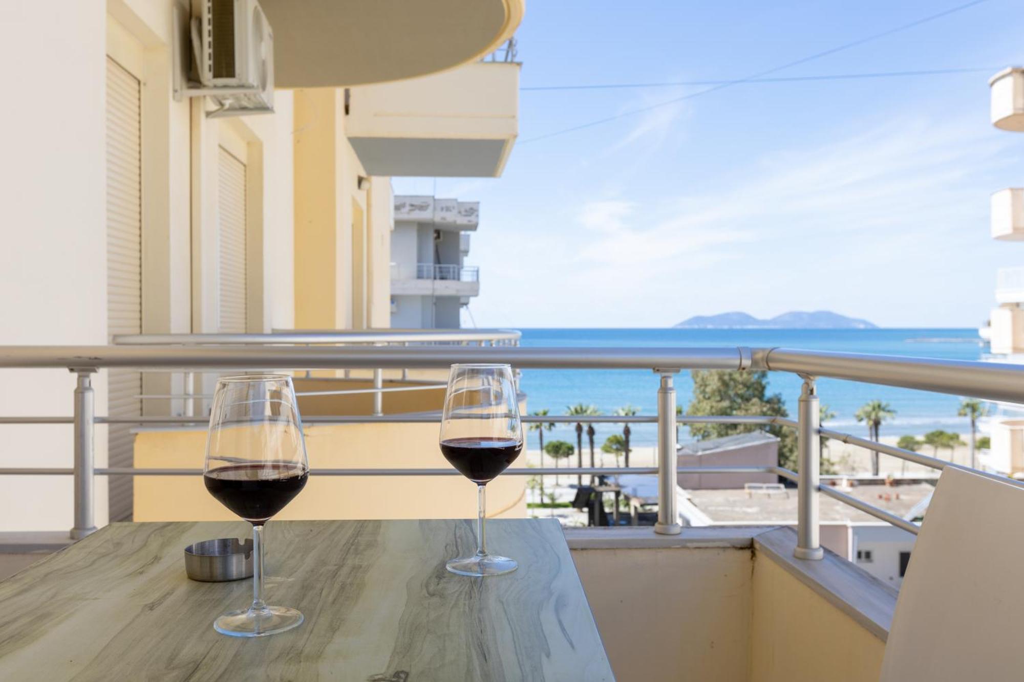 Da Vinci Apartment Vlorë Екстериор снимка