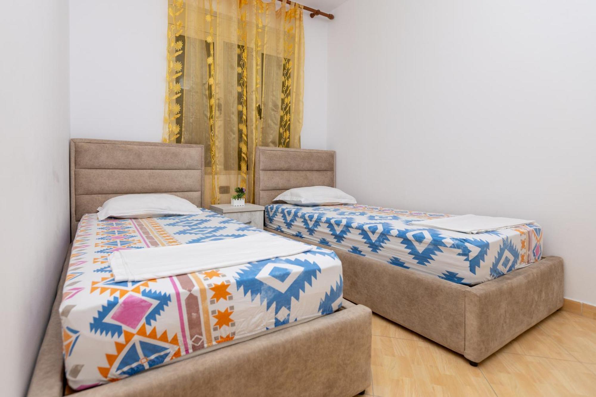 Da Vinci Apartment Vlorë Екстериор снимка